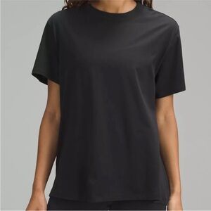 Lululemon all yours boyfriend tee black